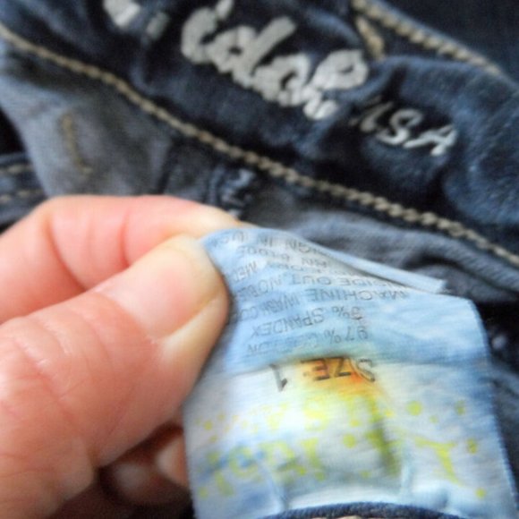 LA IDOL Jeans Sz 1 28x31 Flap pocket Bling Dark wash denim Designer Jr. pants - Picture 10 of 10
